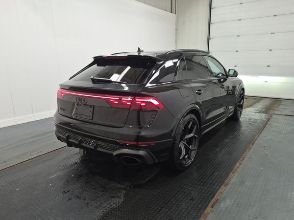 2025 Audi RS Q8 4.0 Tfsi Quattro Performance