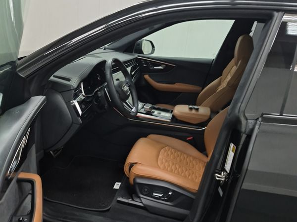 2025 Audi RS Q8 4.0 Tfsi Quattro Performance