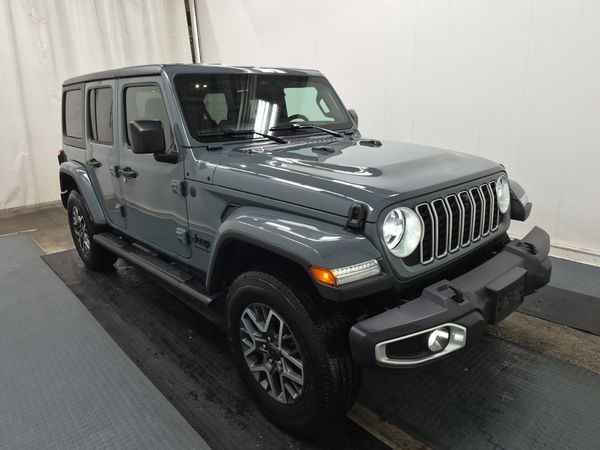 2026 Jeep Wrangler 4 Door 4x4 Sahara