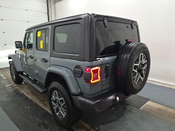 2026 Jeep Wrangler 4 Door 4x4 Sahara