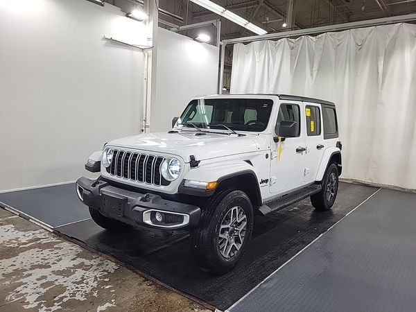 2026 Jeep Wrangler 4 Door 4x4 Sahara