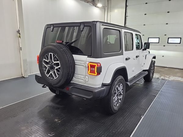 2026 Jeep Wrangler 4 Door 4x4 Sahara