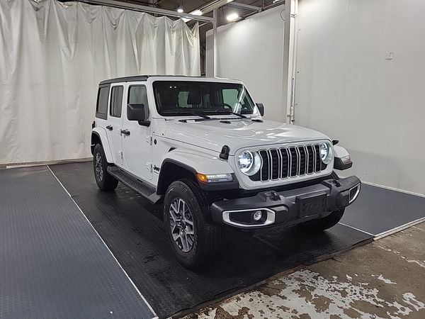 2026 Jeep Wrangler 4 Door 4x4 Sahara