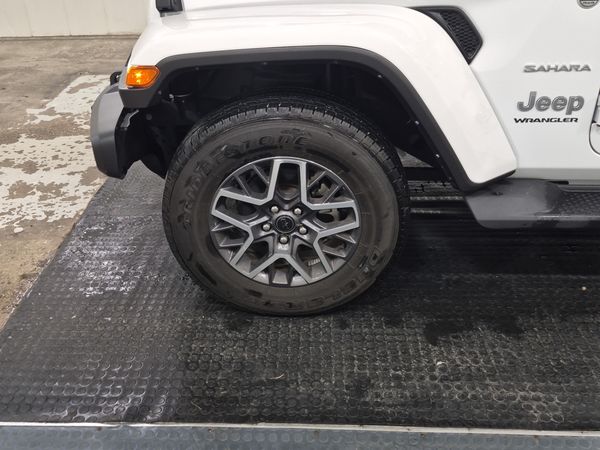 2024 Jeep Wrangler 4 Door 4x4 Sahara