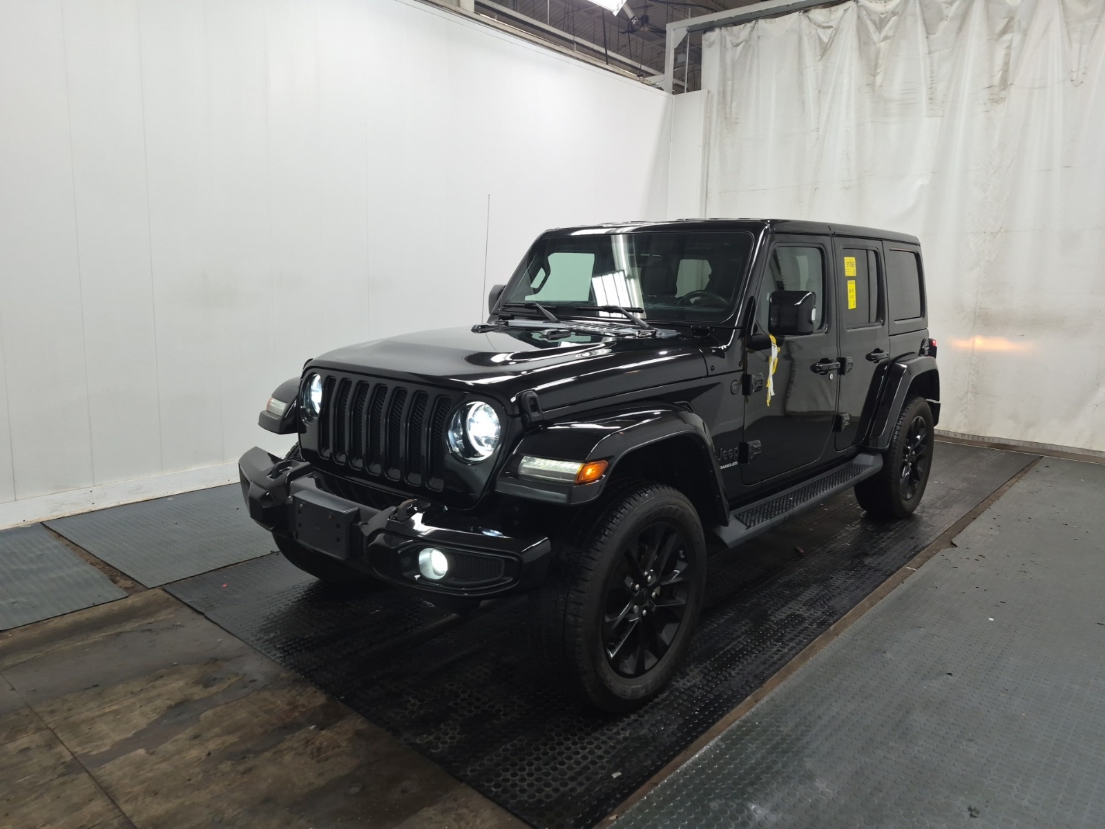 2023 Jeep Wrangler 4 Door 4x4 High Altitude Sahara