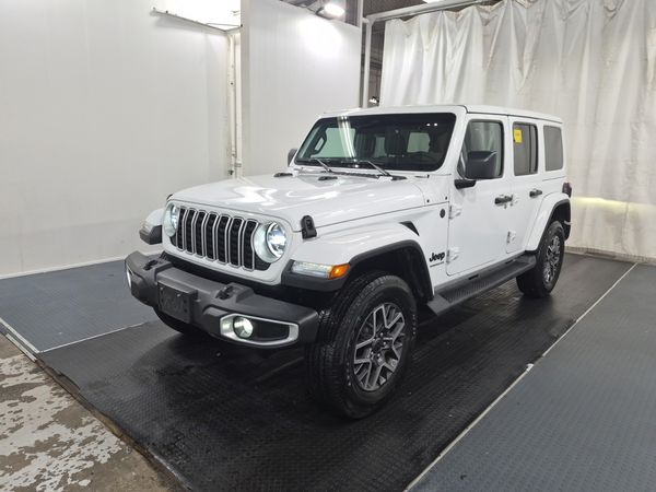 2026 Jeep Wrangler 4 Door 4x4 Sahara