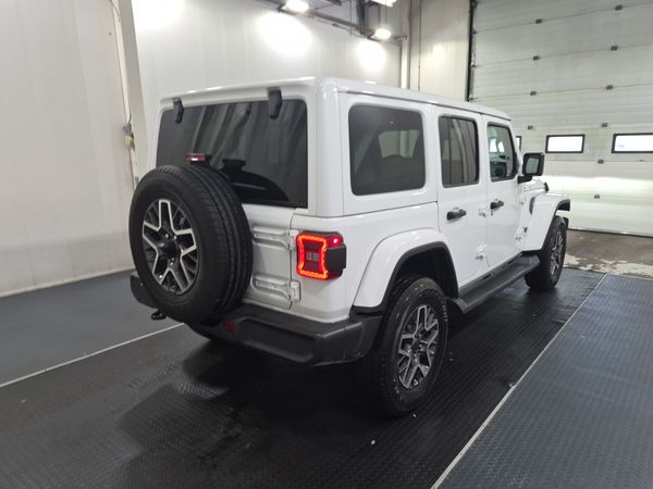 2026 Jeep Wrangler 4 Door 4x4 Sahara