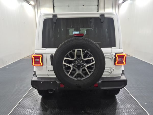 2026 Jeep Wrangler 4 Door 4x4 Sahara
