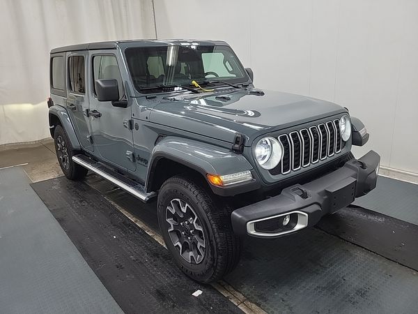 2026 Jeep Wrangler 4 Door 4x4 Sahara