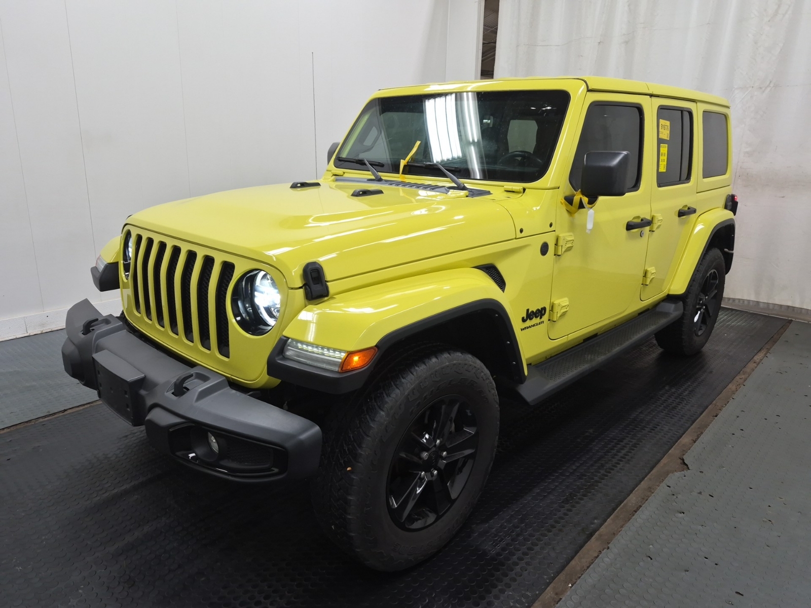 2023 Jeep Wrangler 4 Door 4x4 Sahara Altitude