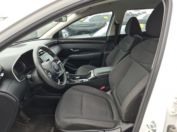2022 Hyundai Tucson Awd Essential SEL