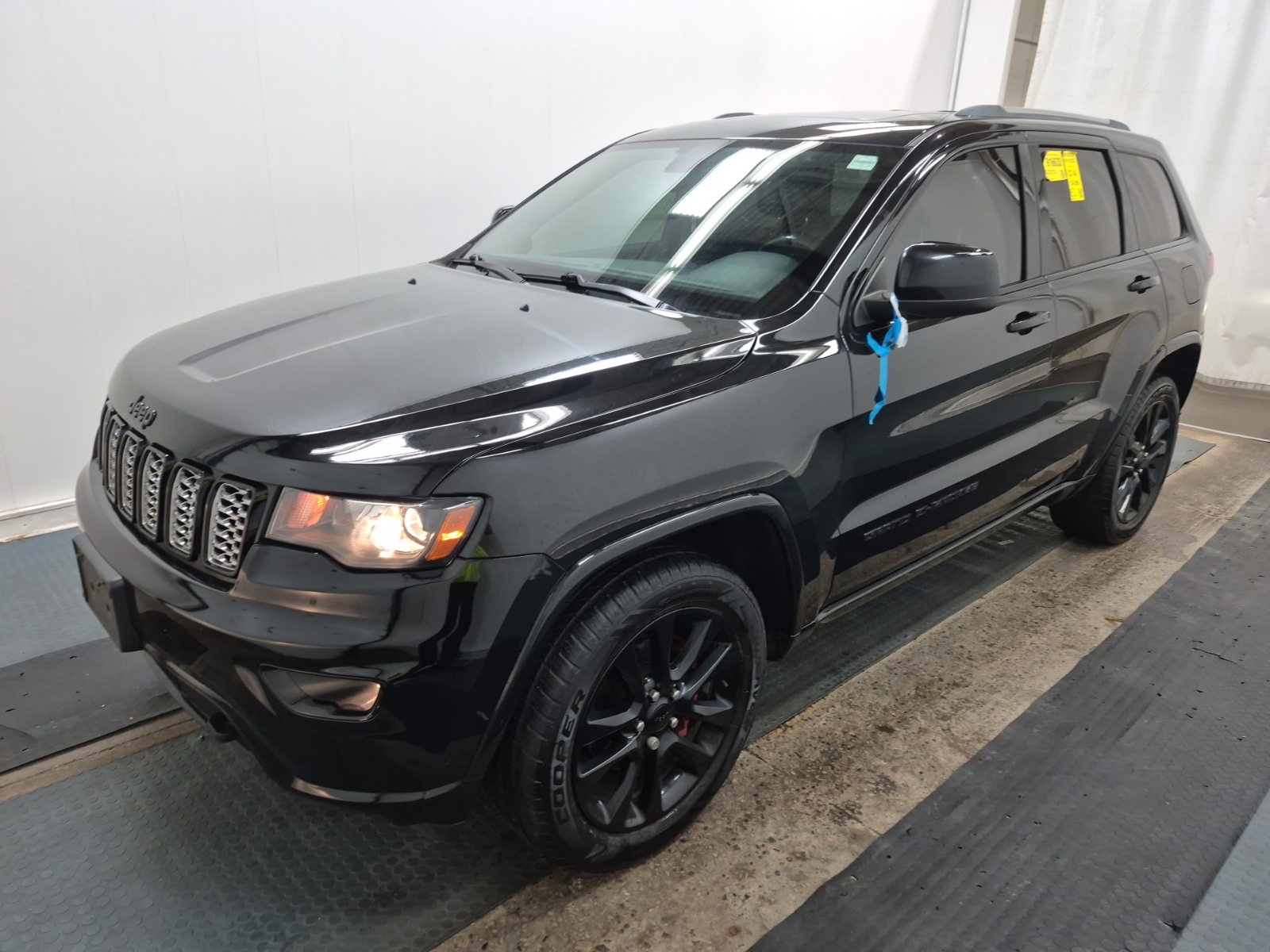 2019 Jeep Grand Cherokee 4x4 Altitude