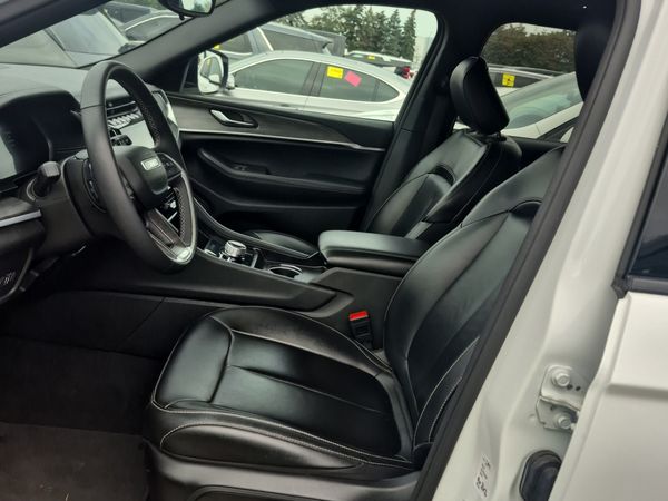 2024 Jeep Grand Cherokee L 4x4 Limited