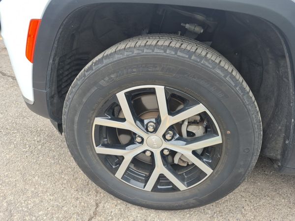 2024 Jeep Grand Cherokee L 4x4 Limited