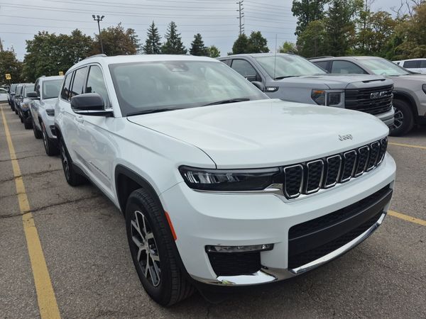 2024 Jeep Grand Cherokee L 4x4 Limited