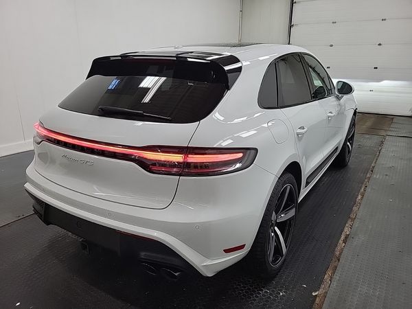 2025 Porsche Macan Awd Gts