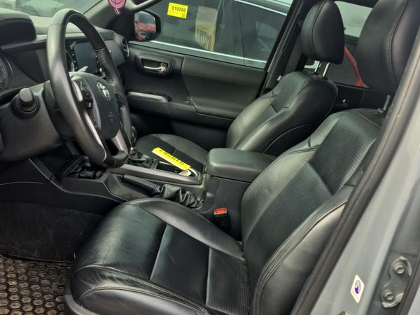 2020 Toyota Tacoma 4x4 Double Cab Auto Sb Crew Cab Short Bed SR5