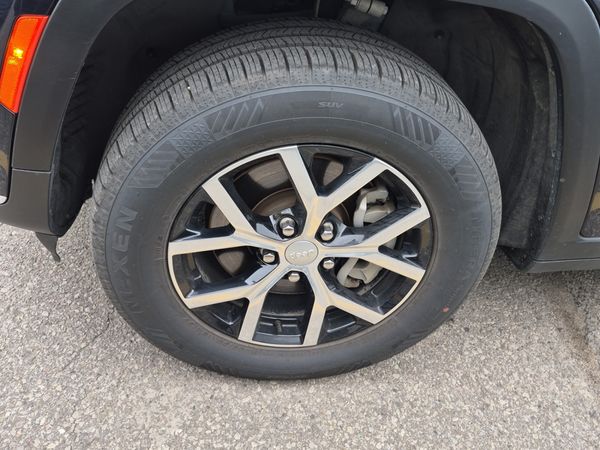 2024 Jeep Grand Cherokee L 4x4 Limited