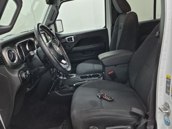 2023 Jeep Wrangler 4 Door 4x4 Sahara