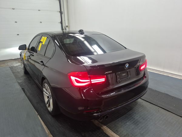 2018 BMW 3 Series Sedan 330i Xdrive