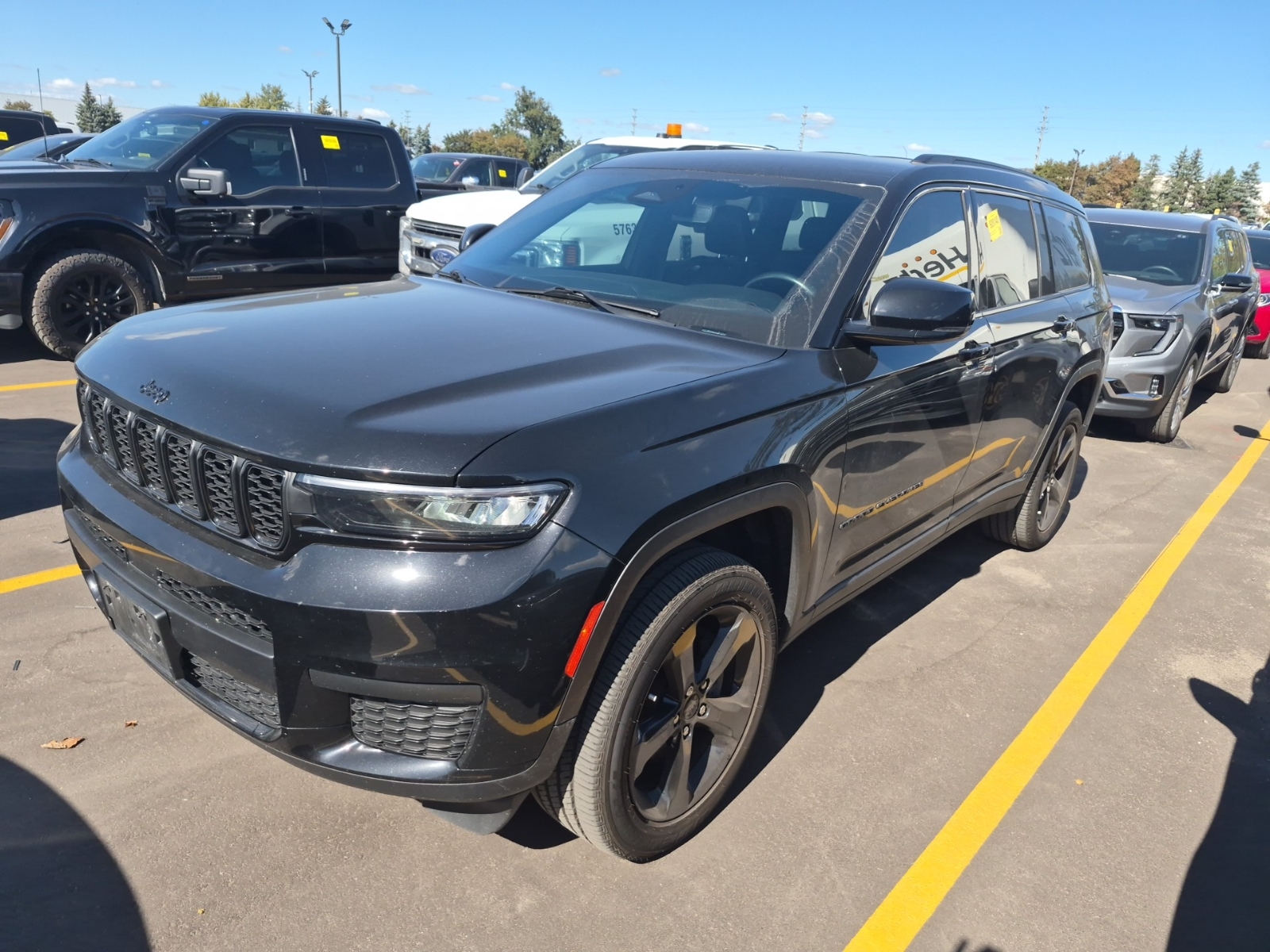 2022 Jeep Grand Cherokee L 4x4 Altitude Laredo
