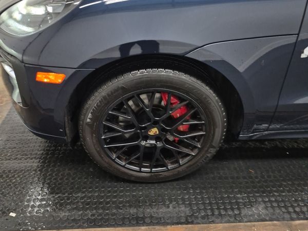 2021 Porsche Macan Awd Gts