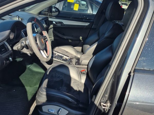 2017 Porsche Macan Awd 4dr Gts