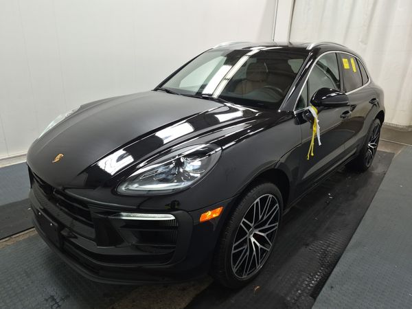2025 Porsche Macan Awd S