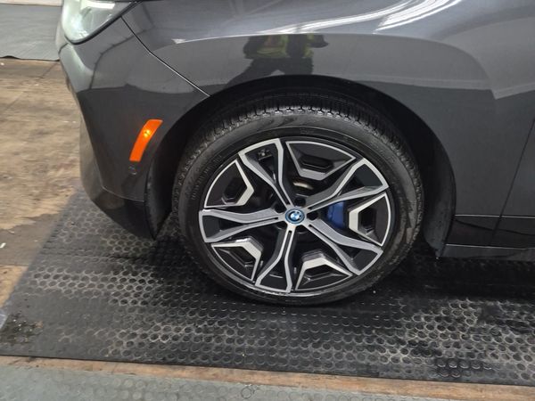 2023 BMW iX Sports Activity Vehicle Xdrive40
