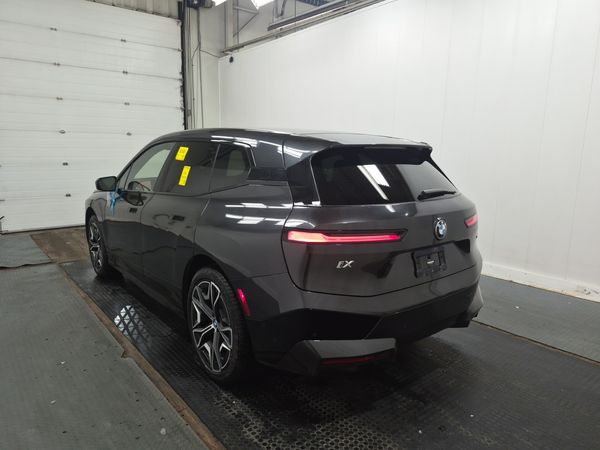 2023 BMW iX Sports Activity Vehicle Xdrive40