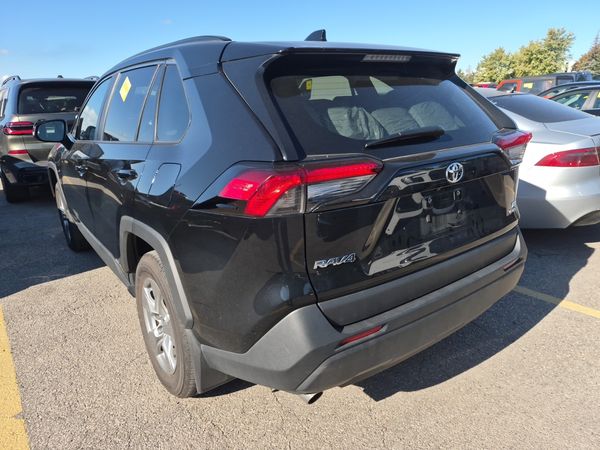 2025 Toyota RAV4 Awd Hybrid Le XLE Premium