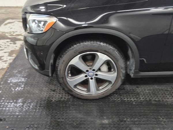 2017 Mercedes-Benz GLC 4matic 4dr Glc 300 GLC300 Base-4M