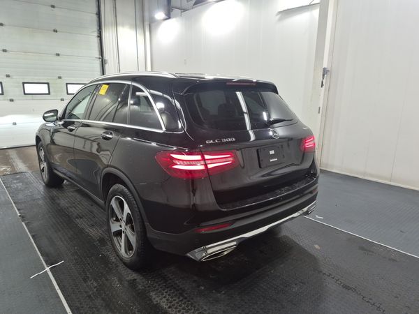 2017 Mercedes-Benz GLC 4matic 4dr Glc 300 GLC300 Base-4M
