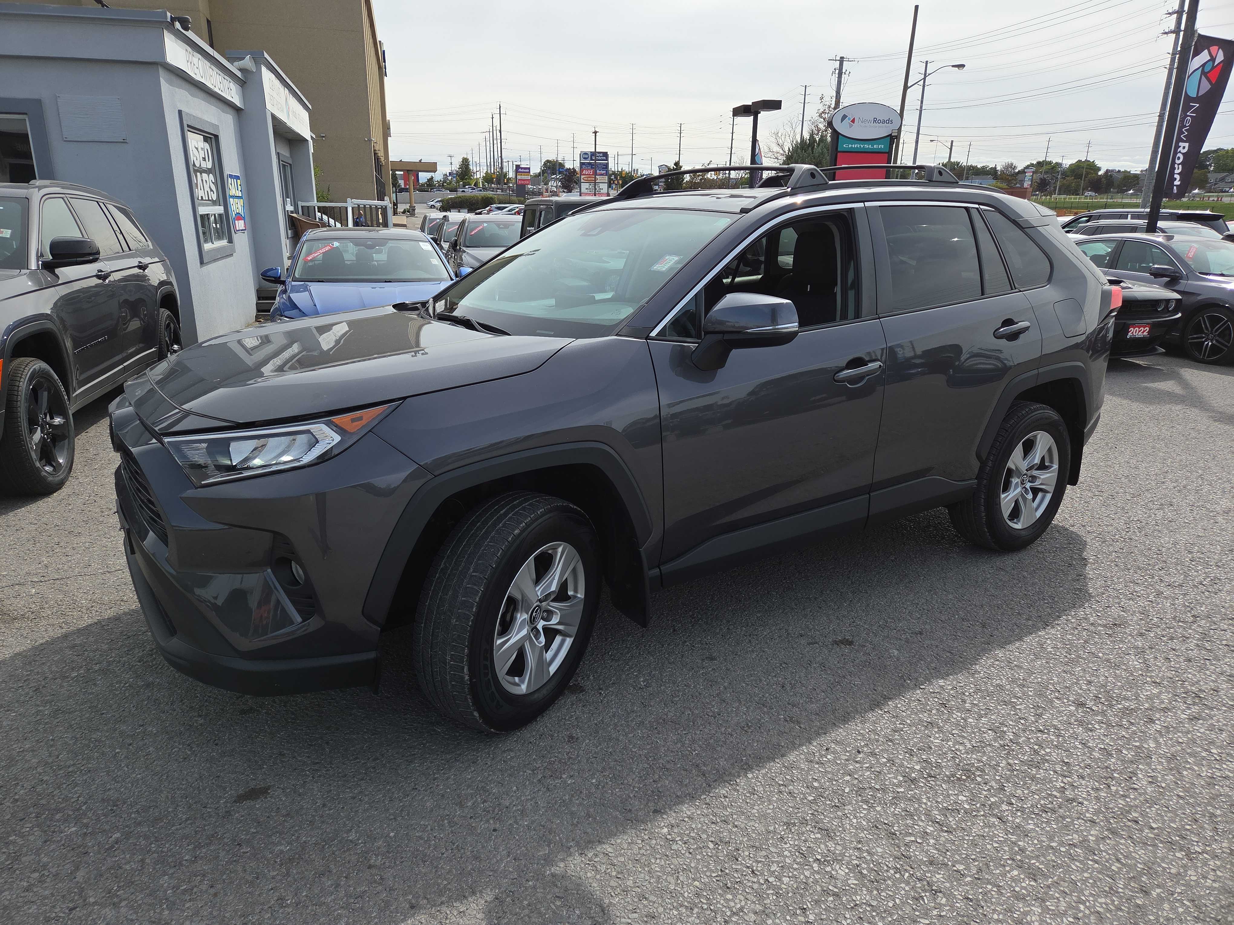 2020 TOYOTA RAV4 XLE HV