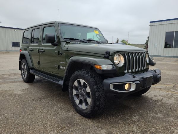 2021 Jeep Wrangler UNLIMITED SAHARA