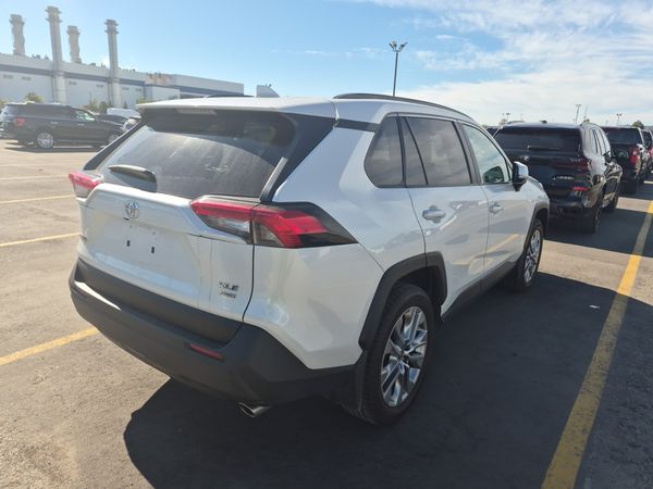 2023 Toyota RAV4 Awd Xle