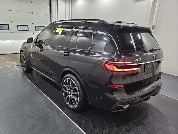 2023 BMW X7 Sports Activity Vehicle Xdrive40i