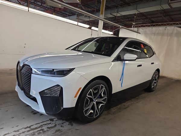 2022 BMW iX XDRIVE50