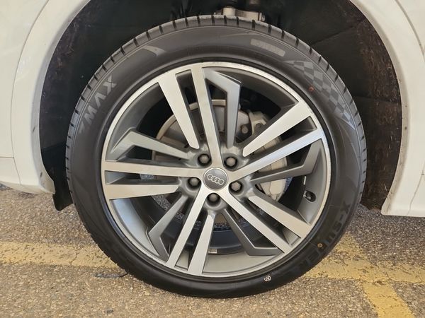 2018 Audi Q5 PROGRESSIV