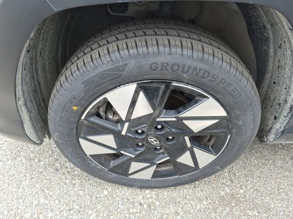 2025 Hyundai KONA PREFERRED SEL Convenience