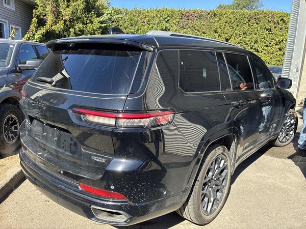 2023 Jeep Grand Cherokee L SUMMIT RESERVE Summit, Summit Reserve