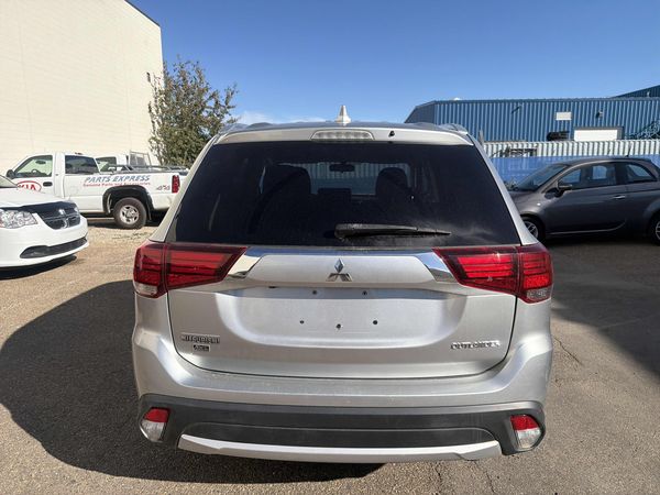 2018 Mitsubishi Outlander SE AWC