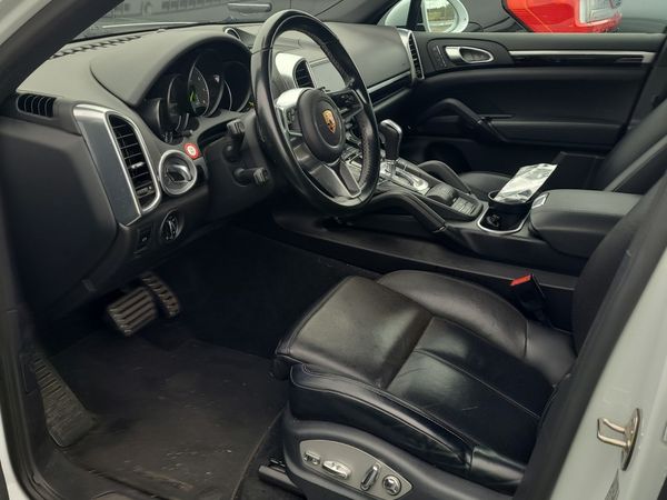 2018 Porsche Cayenne S E-HYBRID