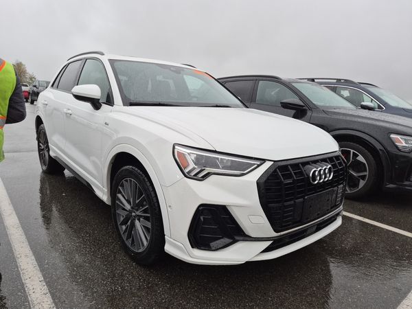2020 Audi Q3 TECHNIK