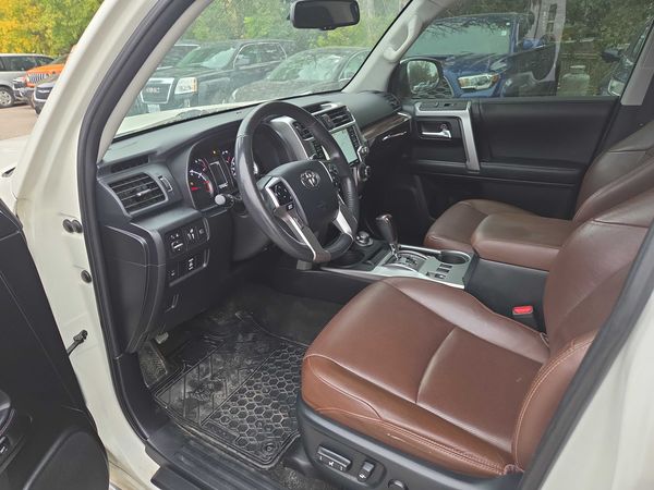 2020 Toyota 4Runner 4WD Base Grade