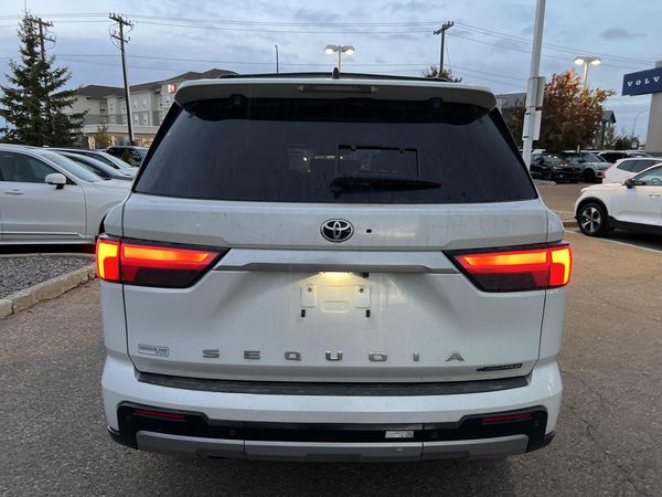 2025 Toyota Sequoia 4WD