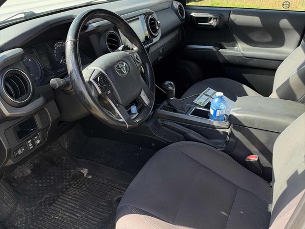 2017 Toyota Tacoma 4WD Double Cab V6