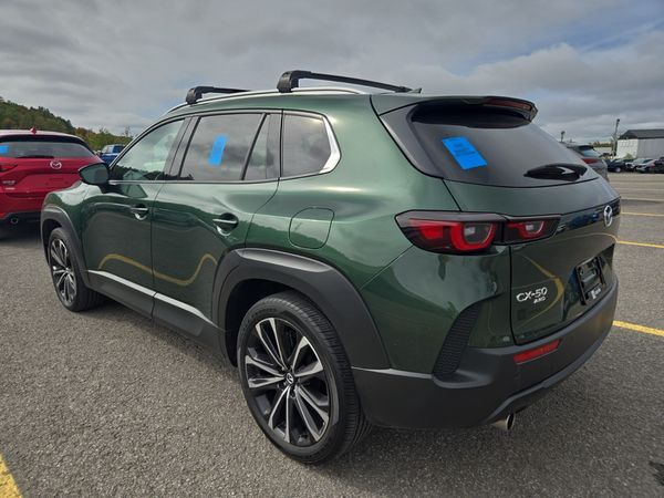 2025 Mazda CX-50 GT Premium