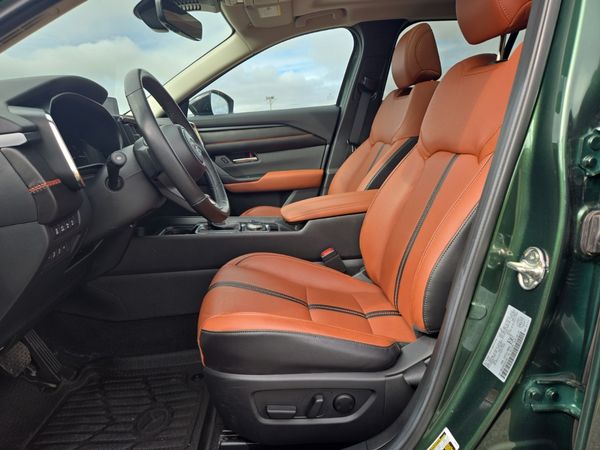 2025 Mazda CX-50 GT Premium