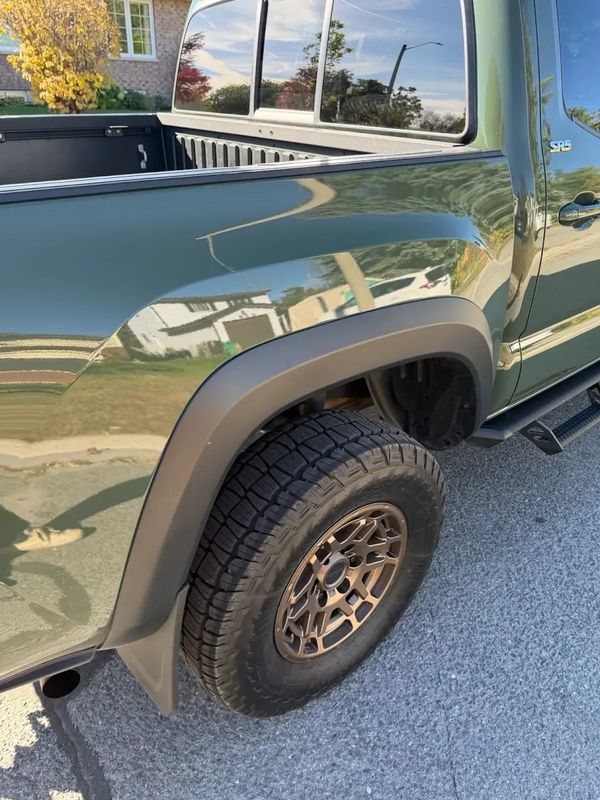 2022 Toyota Tacoma 4x4 Double Cab SB SR5